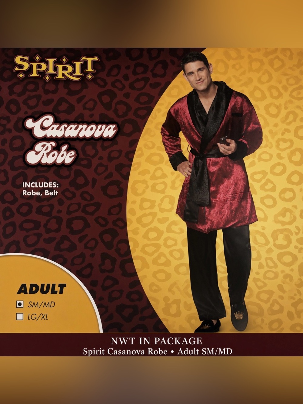 Spirit Casanova Robe Mens Red Velvet Smoking Jacket and Pipe SM/MD NWT